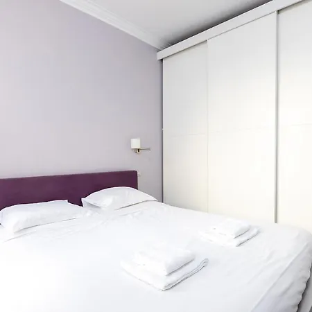 Private Apartment - Eiffel Tower - Pont De L'Alma Apartment Paris